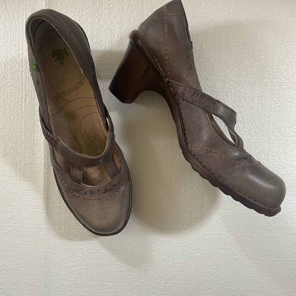 EL NATURALISTA size 40
Caminar por la vida! - Picture 2 of 4